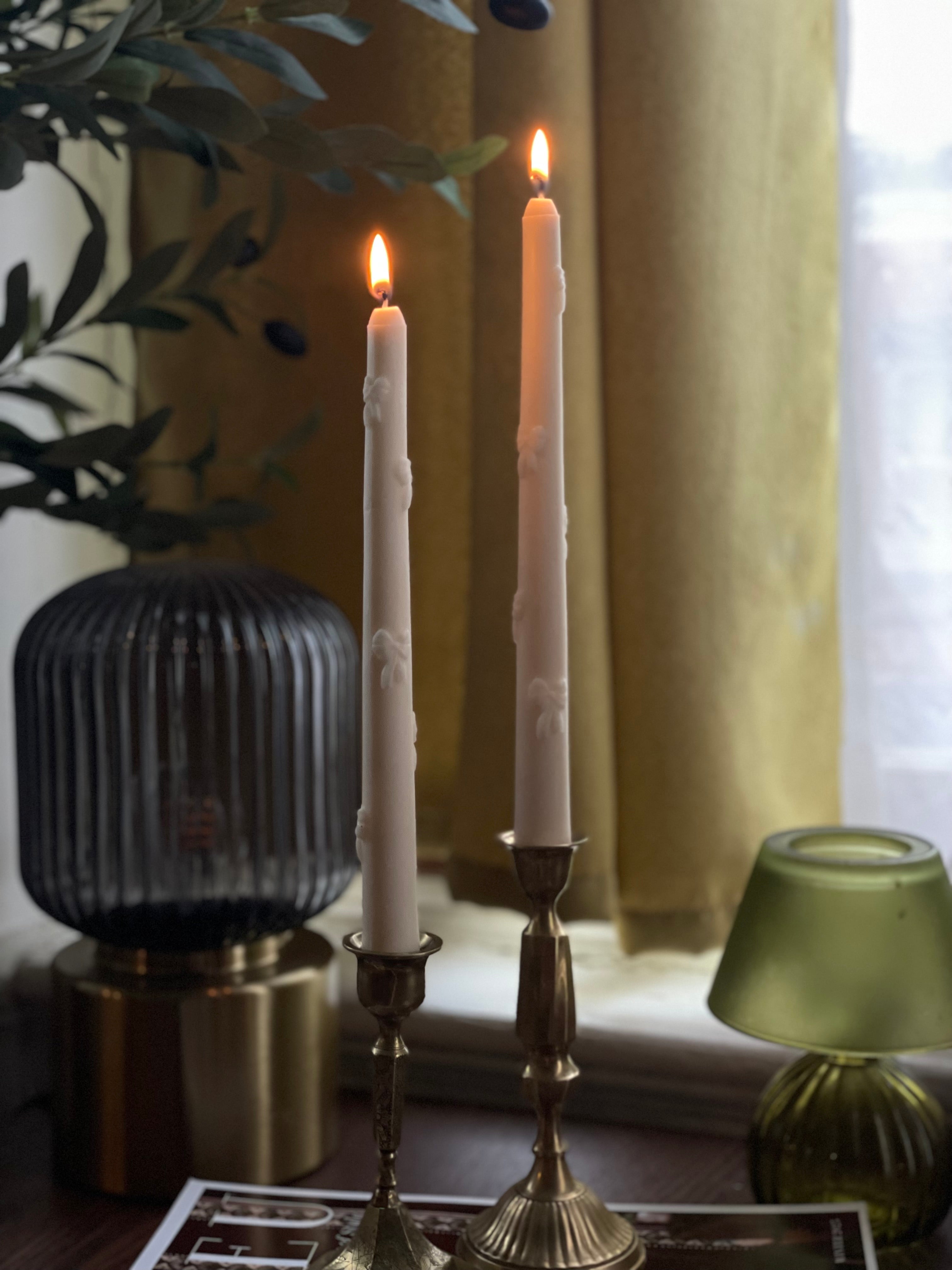 Ribbon Taper Candlestick