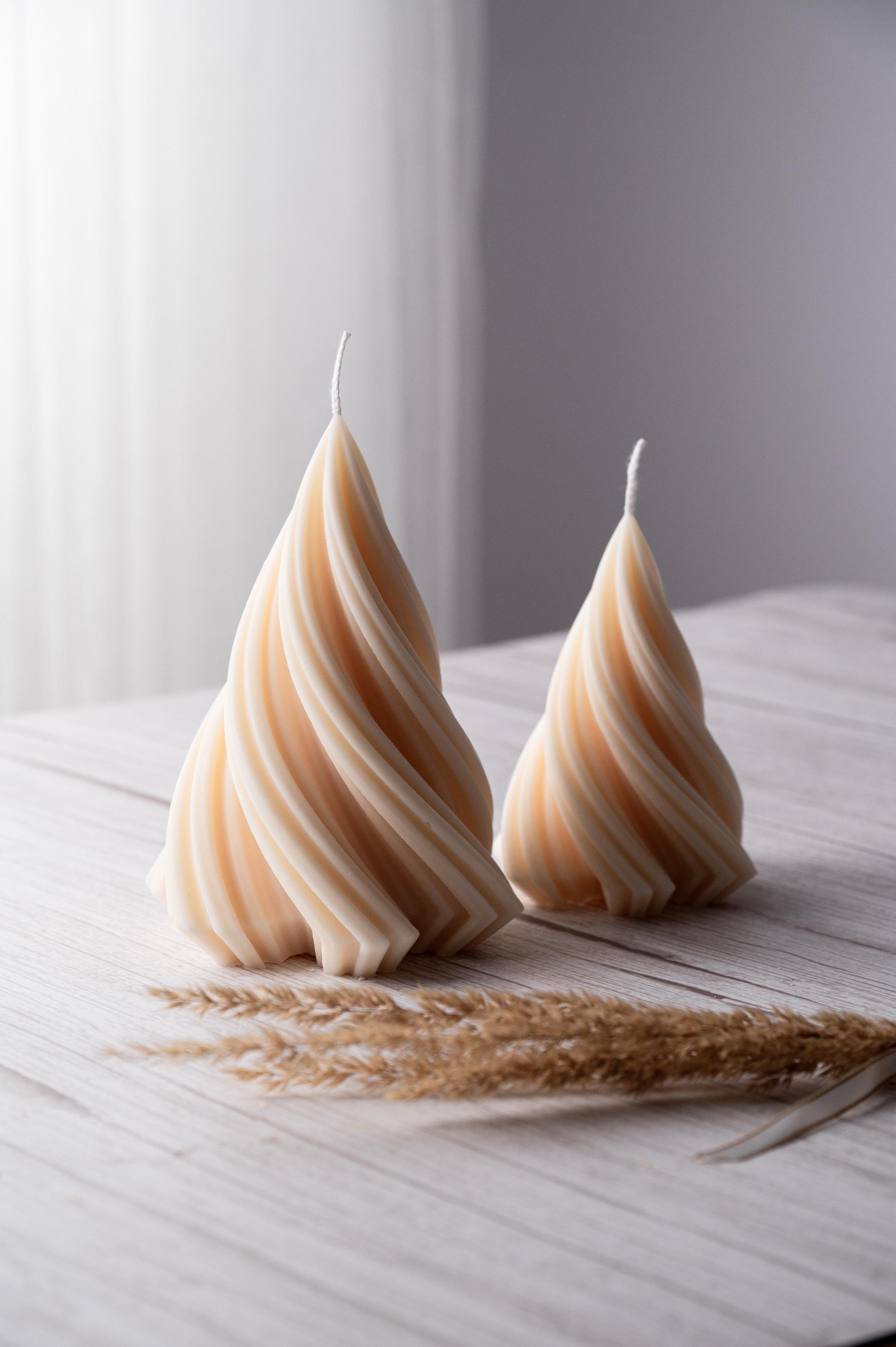 Wave Twirl Candle