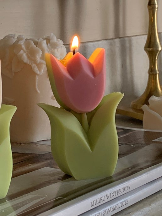 Tulip Candle