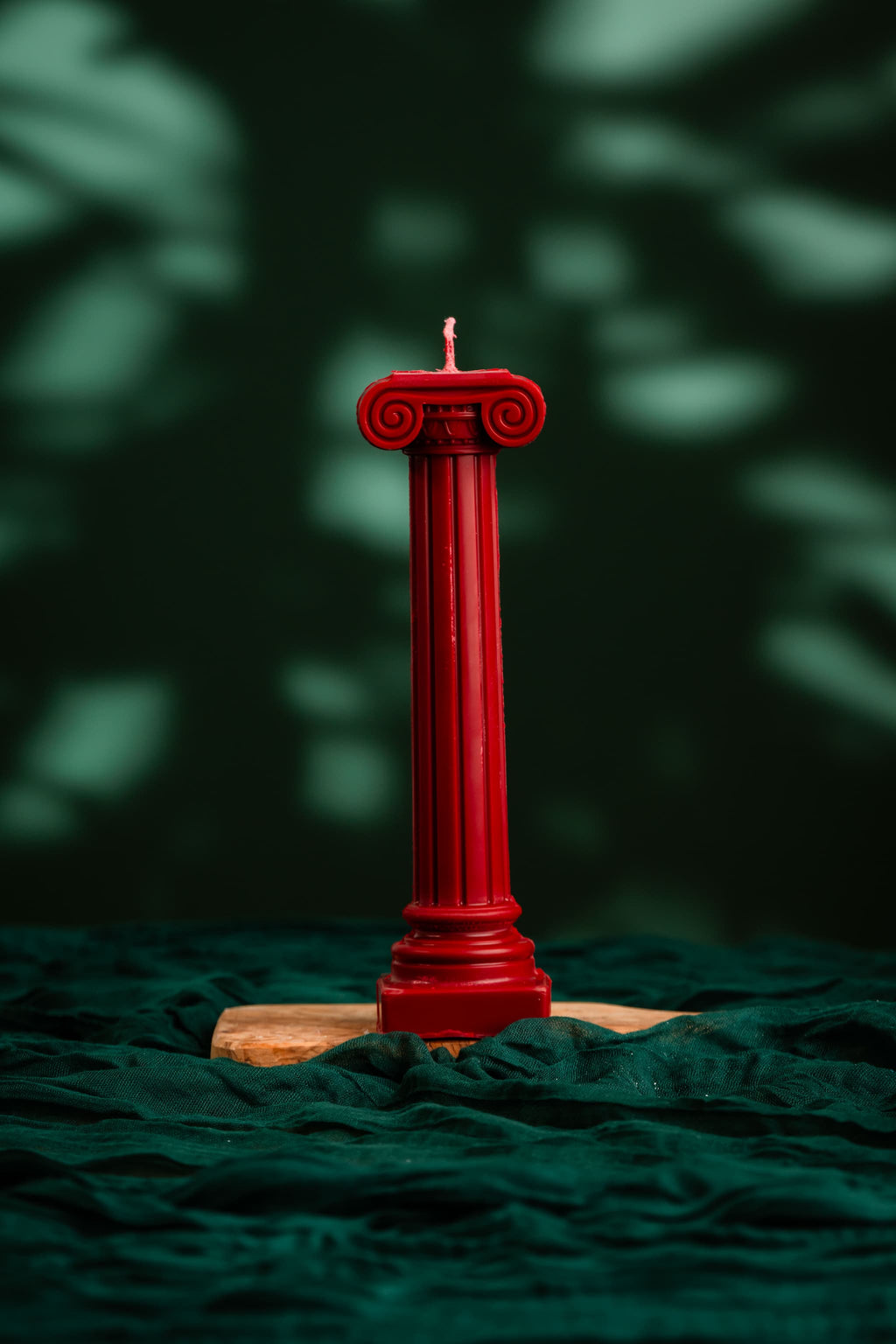 Elegant Roman Geometry Column Candle – Sculptural Minimalist