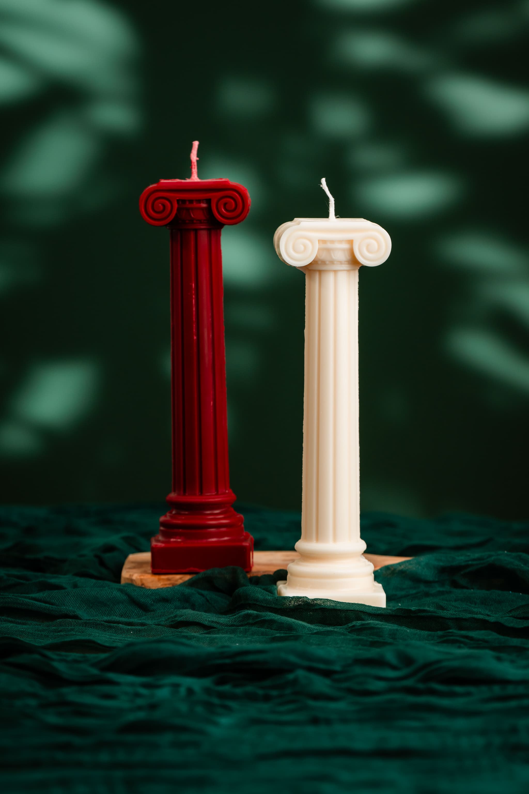 Elegant Roman Geometry Column Candle – Sculptural Minimalist
