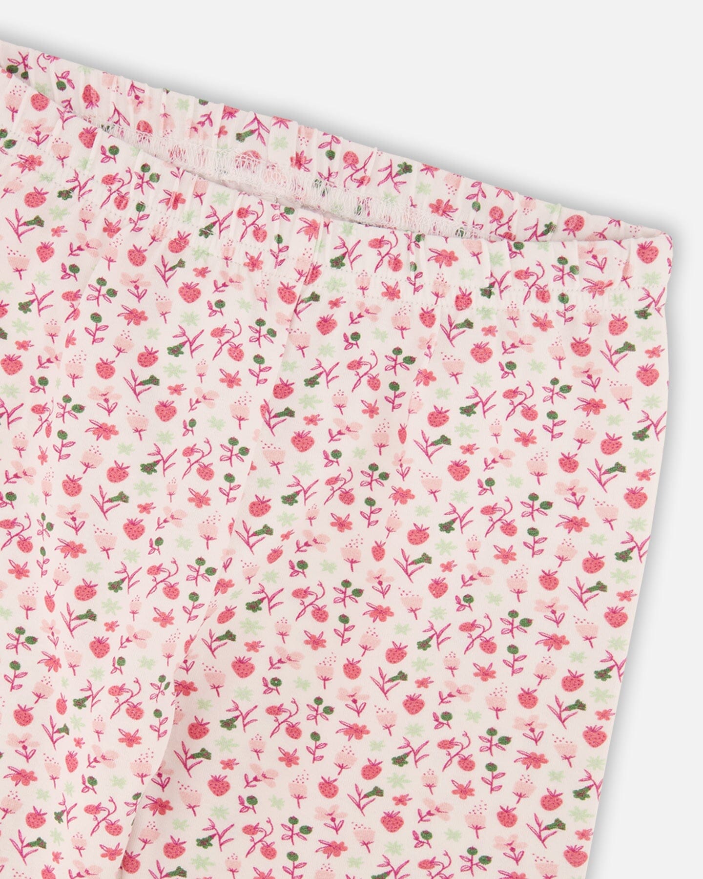 Printed Capri Legging Small Flowers On Cream Background