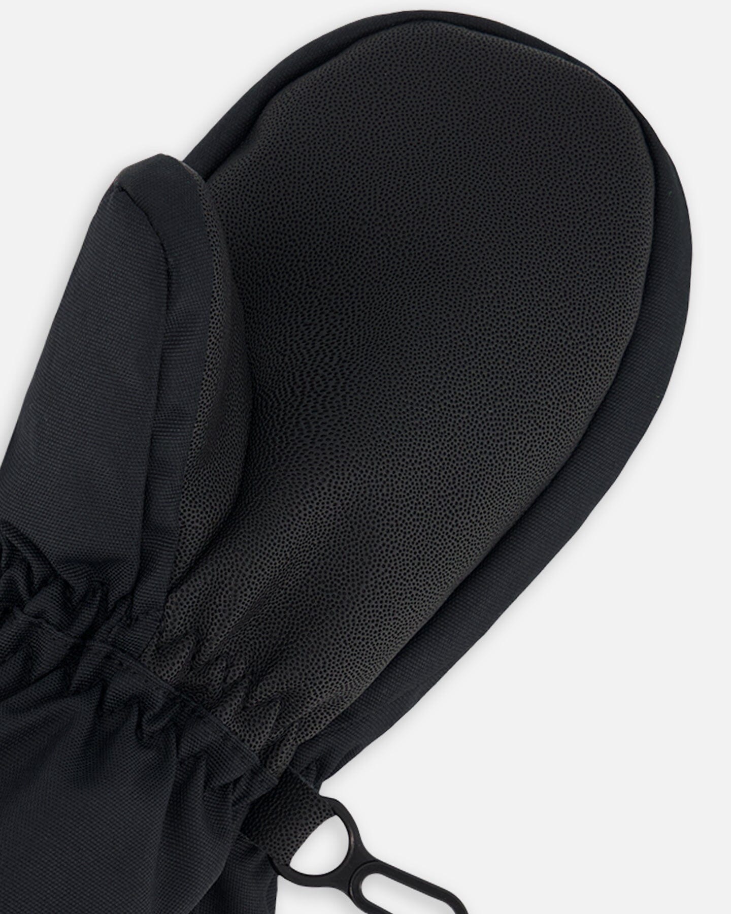 Winter Mittens Play Black