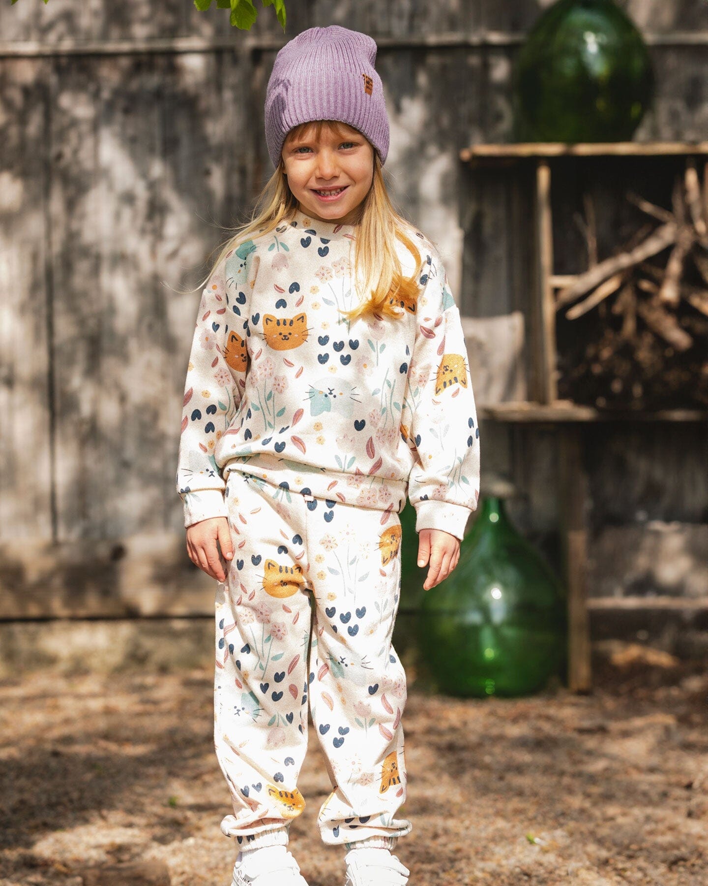 Glittering French Terry Sweatshirt Beige Cat Print