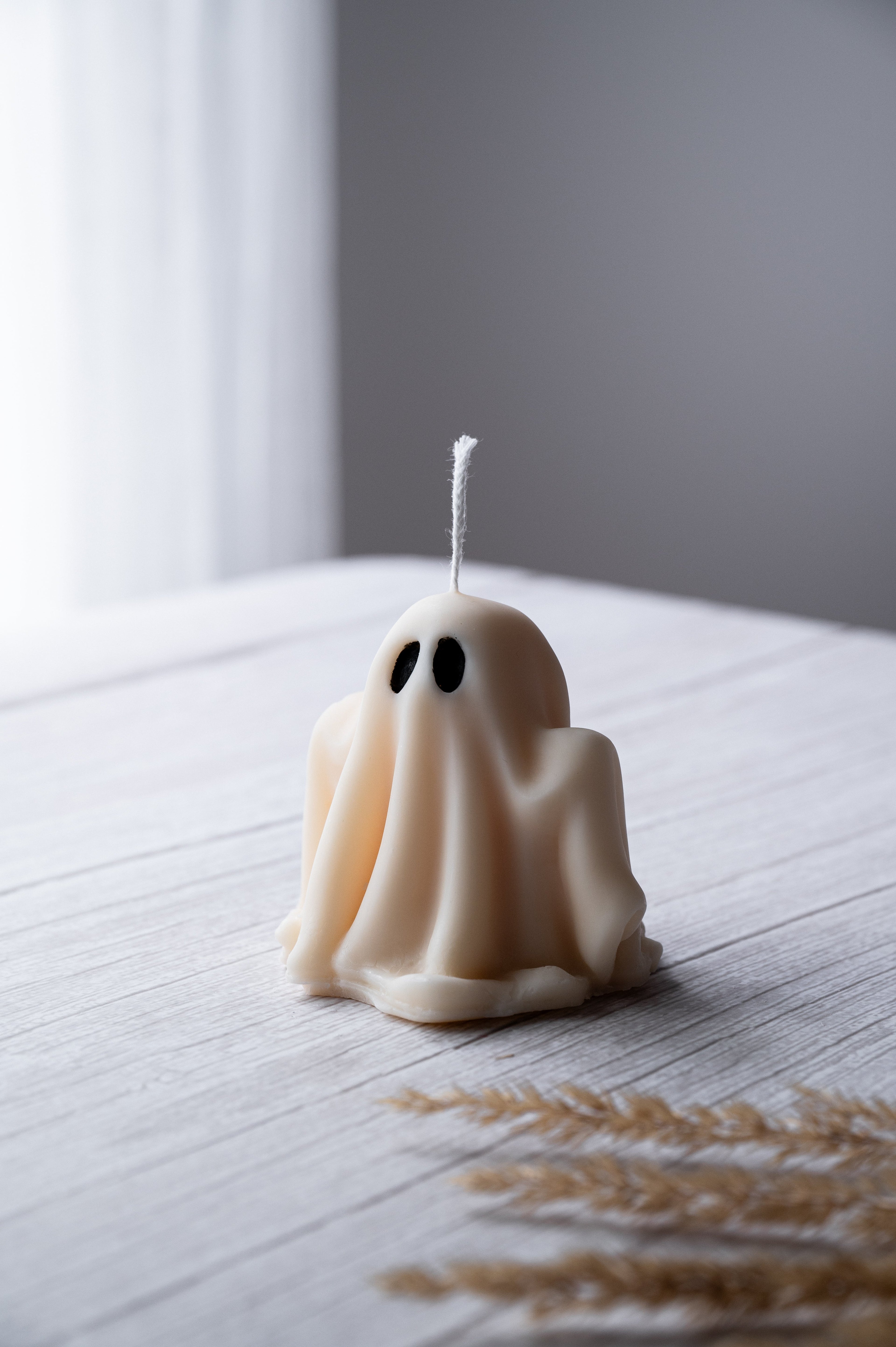 Cutie Ghost Soy Wax Candle for Enchanting Halloween