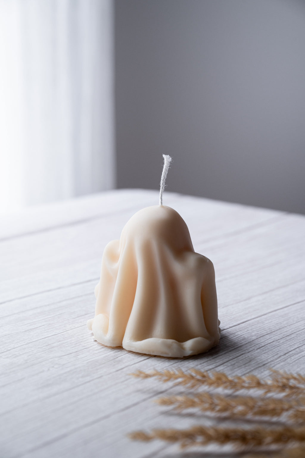 Cutie Ghost Soy Wax Candle for Enchanting Halloween