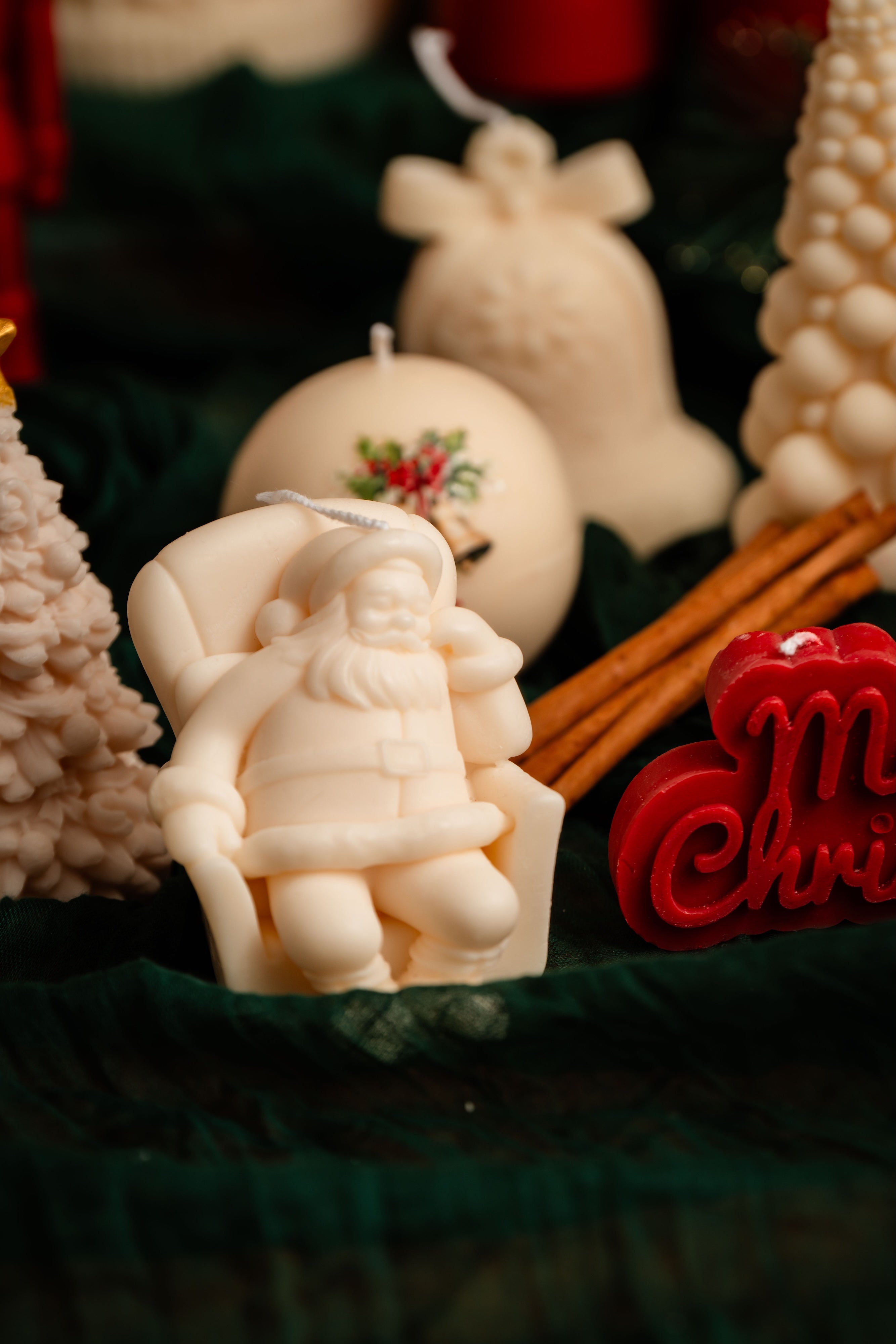 Seated Santa Soy Candle – Holiday Decor