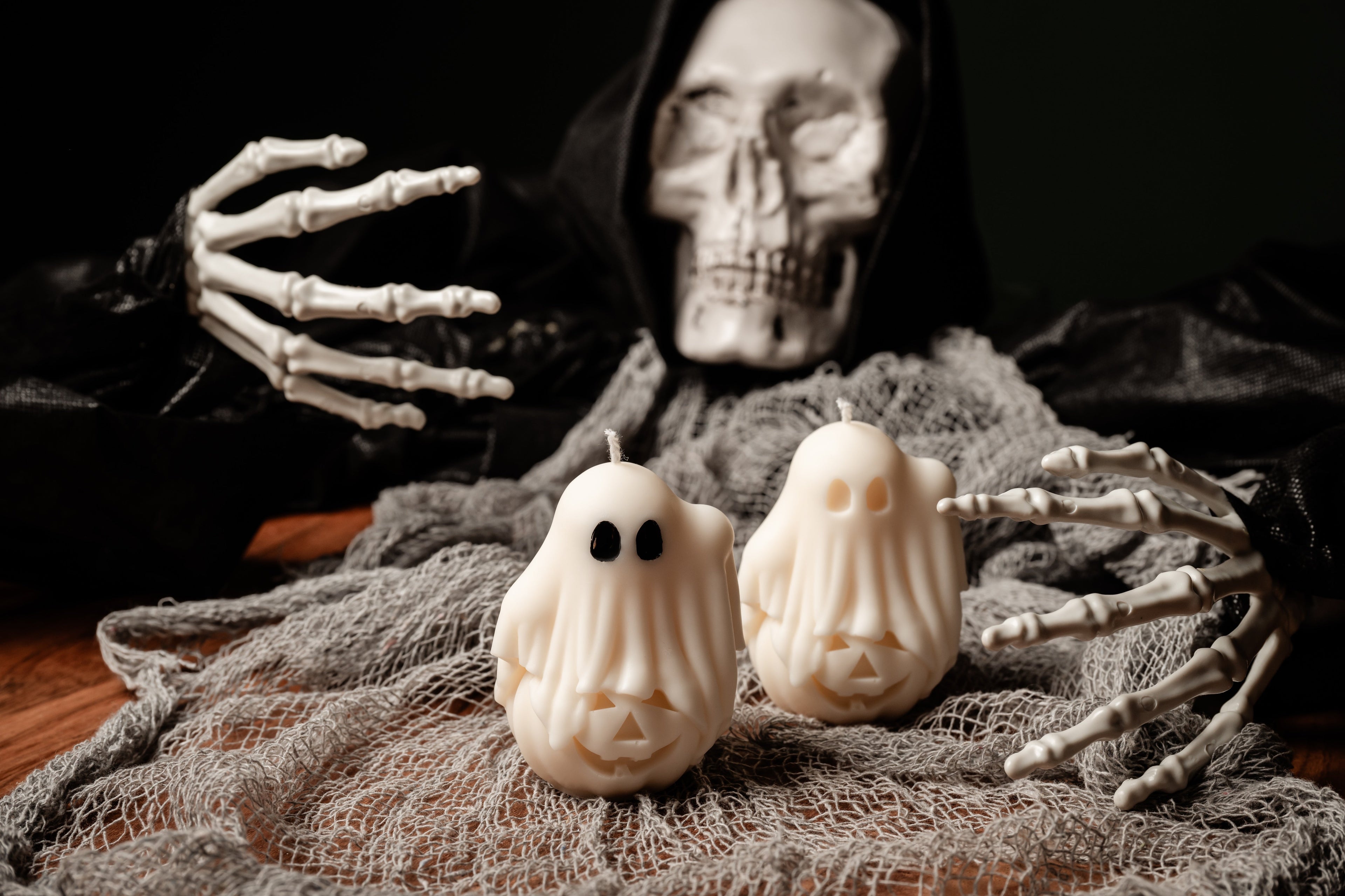 Pumpkin Ghost Candle Spectral Charm: Pumpkin Ghost Soy Wax Candle