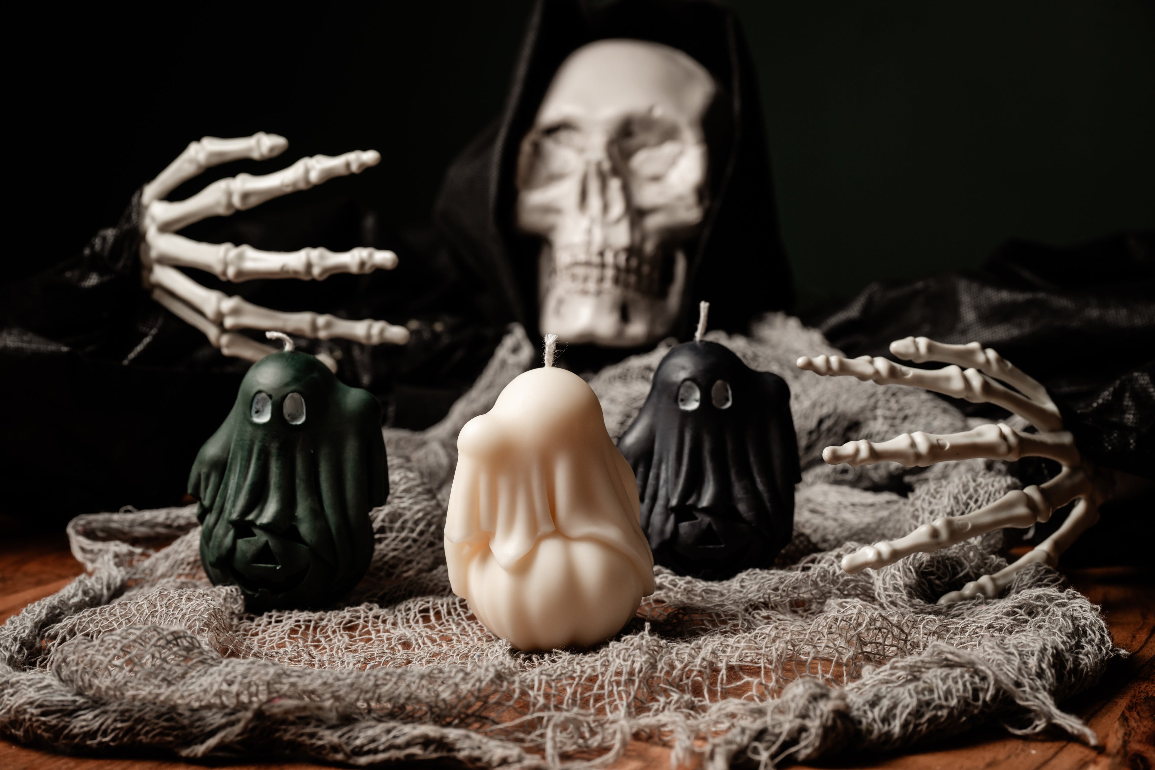 Pumpkin Ghost Candle Spectral Charm: Pumpkin Ghost Soy Wax Candle